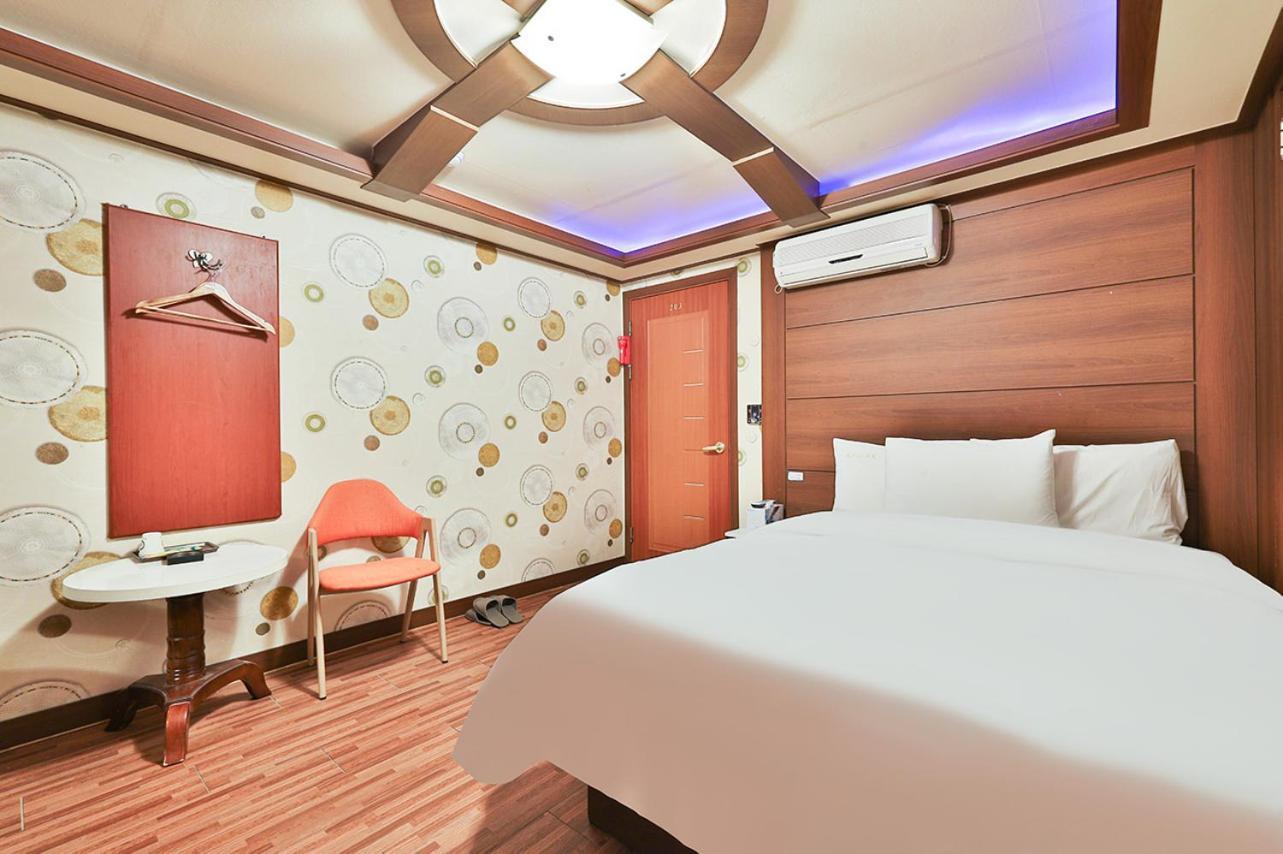 Picasso Motel Seoul Exterior foto