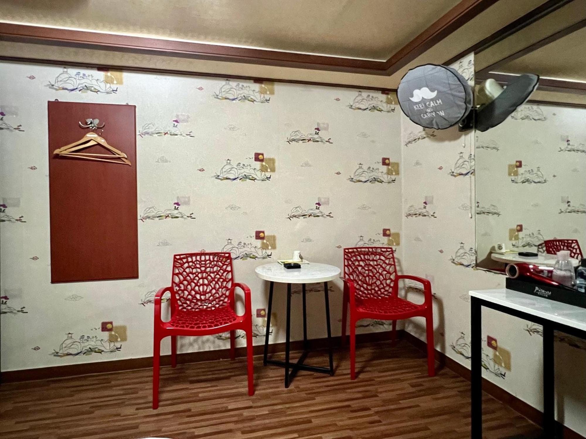 Picasso Motel Seoul Exterior foto