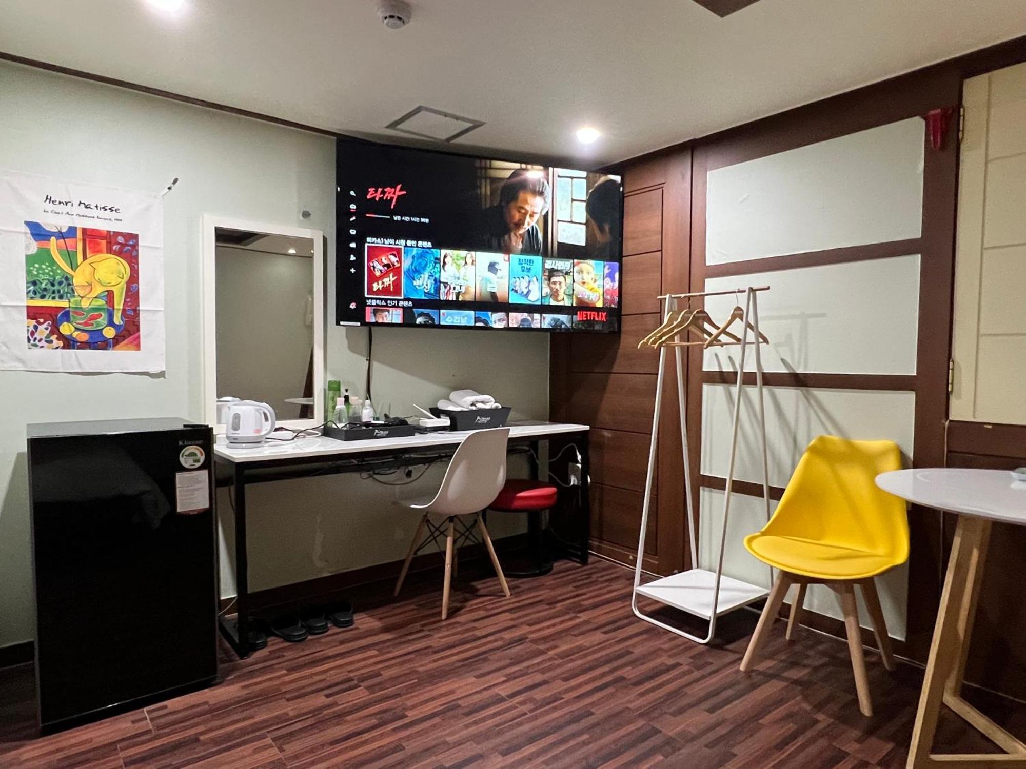 Picasso Motel Seoul Exterior foto